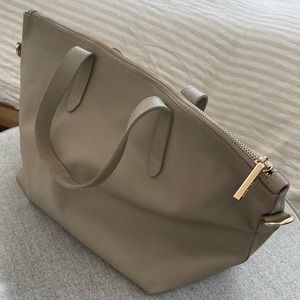 Cuyana Medium Carryall Zip Tote in Stone